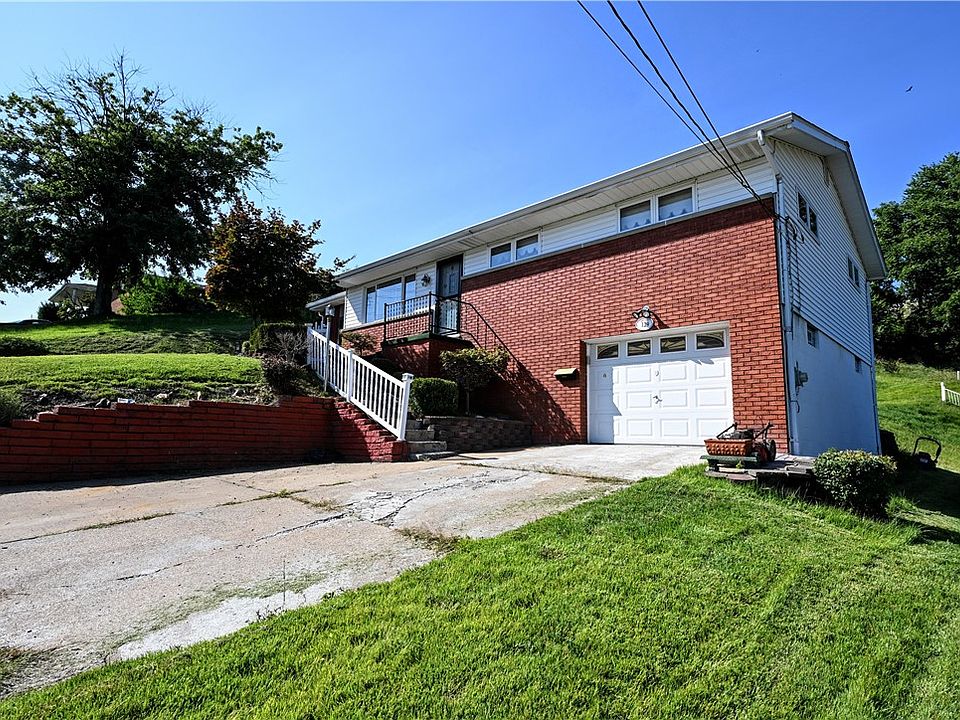 1st image of 129 Pennsylvania Blvd