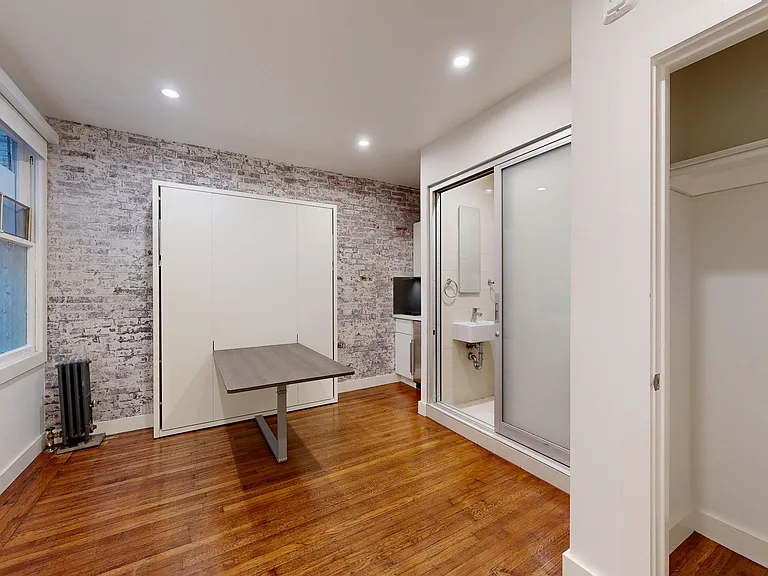 692 Bush St #107 — Photo 4