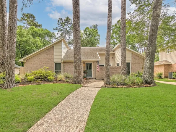 2046 Riverlawn Dr, Humble, TX 77339