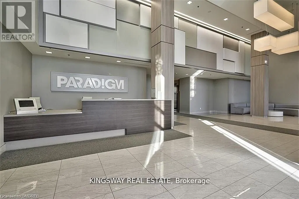 2087 Fairview St — Photo 2