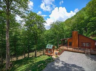 230 Wild Turkey Rd, Boone, NC 28607