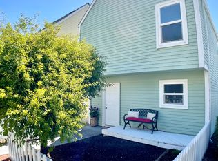 8346 Windmill Farms Dr, Cotati, CA 94931