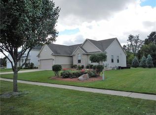1249 Ashwood Ln, Howell, MI