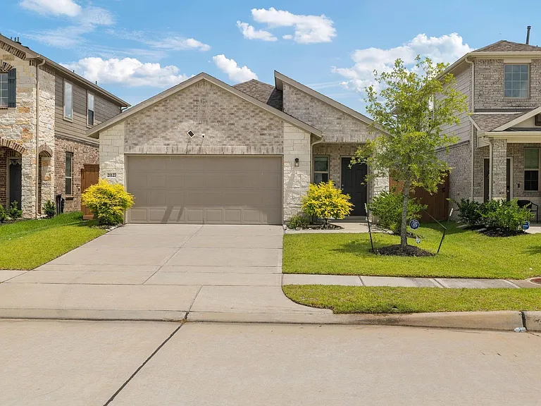 21127 Dolphin Bay Ln — Photo 3