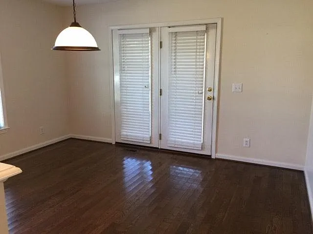 1462 Oxford Pl — Photo 11