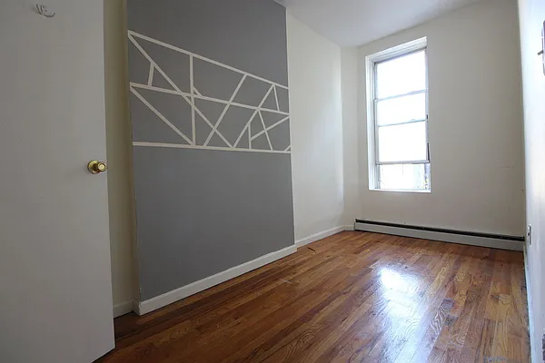 Rented by EXR | media 5