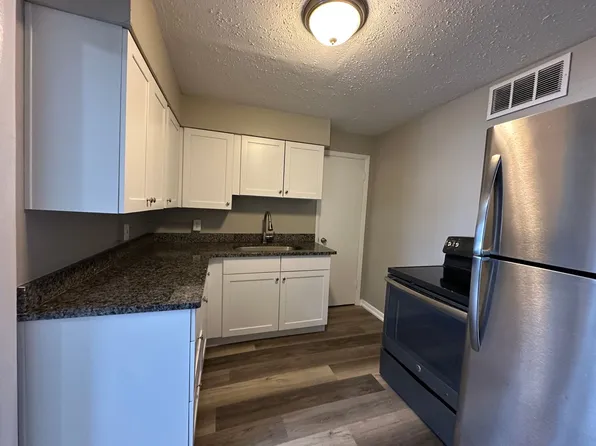 631 N 3rd St, 631 N 3rd St APT 4, Sterling, CO 80751