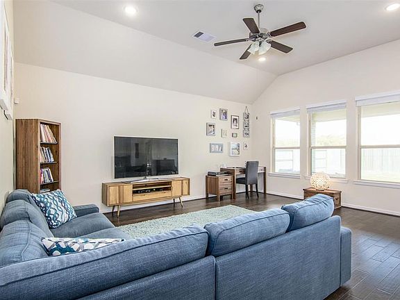 Look how spacious the Family Room is! Imagine the entertaining you can do here... or just enjoy family and TV time.