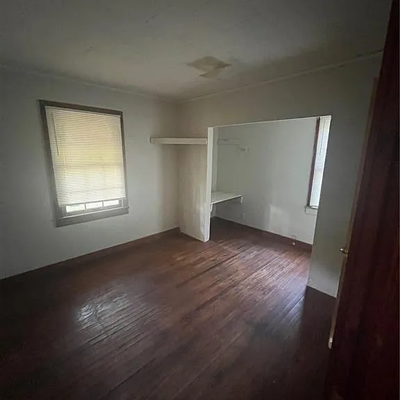 256 12th Ave — Photo 7