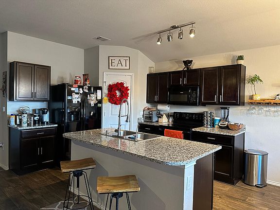 5th image of 5709 Shanjia Dr