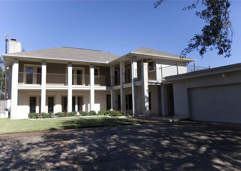 1st image of 2023 Country Club Blvd