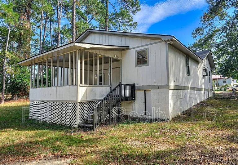 2349 Henry Cir — Photo 39