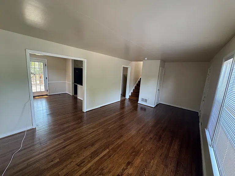 1320 Careybrook Dr — Photo 3