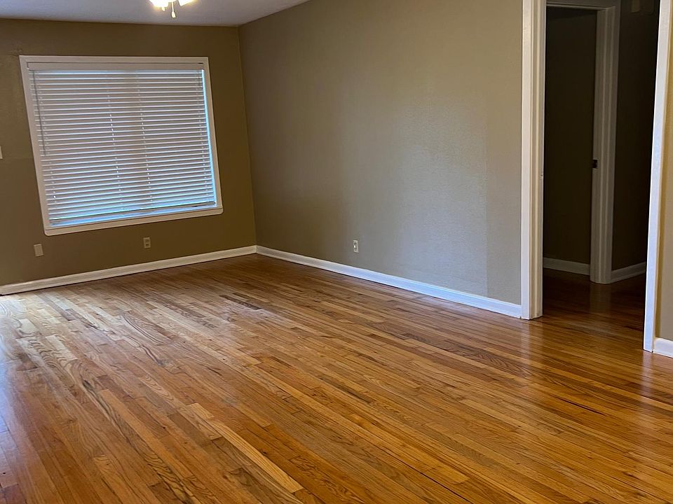 513 Gilchrist Ave, College Station, TX 77840 Zillow