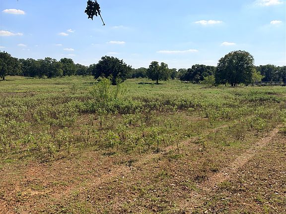 4th image of 5908 County Road 608