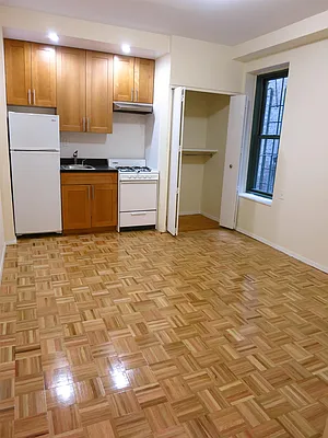 Rented by City & Suburban | media 20