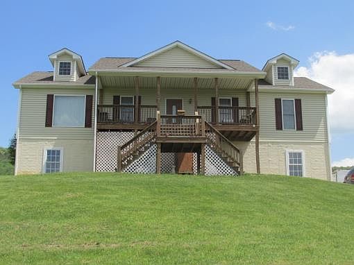 1st image of 111 Paso Fino Dr
