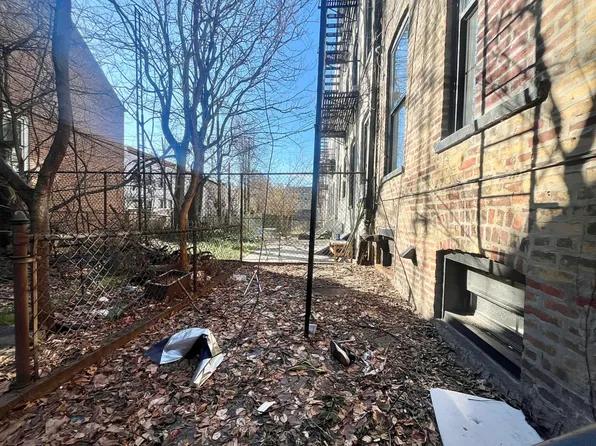 19-30 Linden Street image 1 of 12