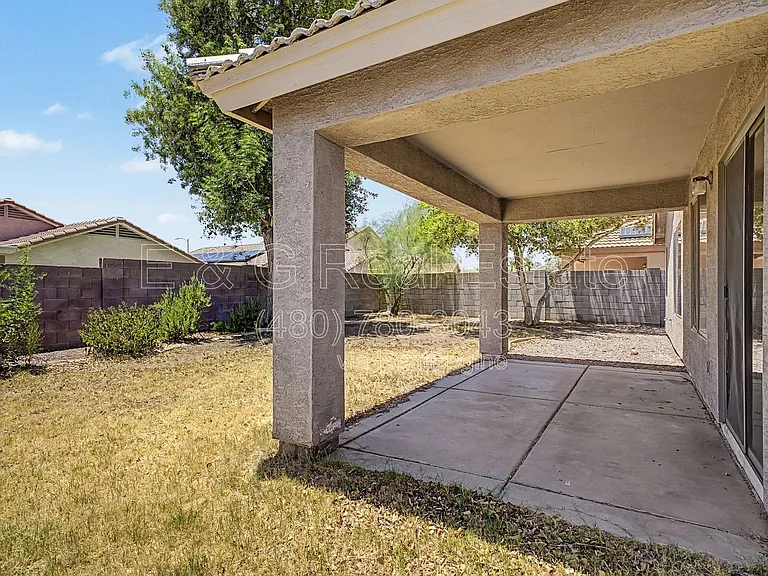 13153 W Mauna Loa Ln — Photo 24