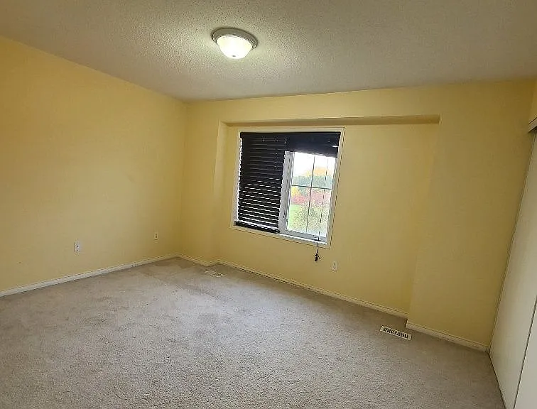 30 Burtonbury Ln — Photo 11