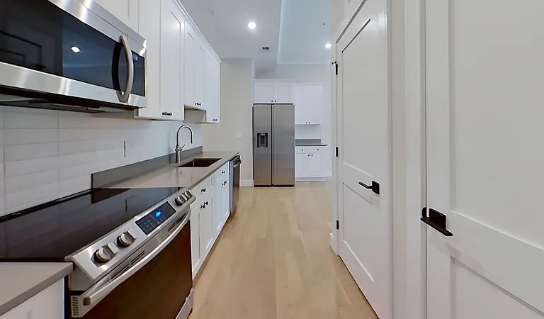 20 Highgate St #3 — Photo 2