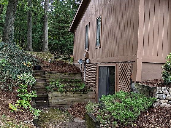 5th image of 6233 Countrywood Ct
