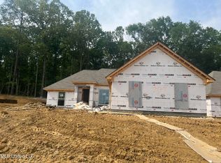 509 Silver Hill Dr, Pearl, MS