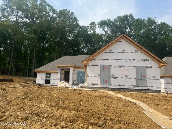 509 Silver Hill Dr, Pearl, MS 39208