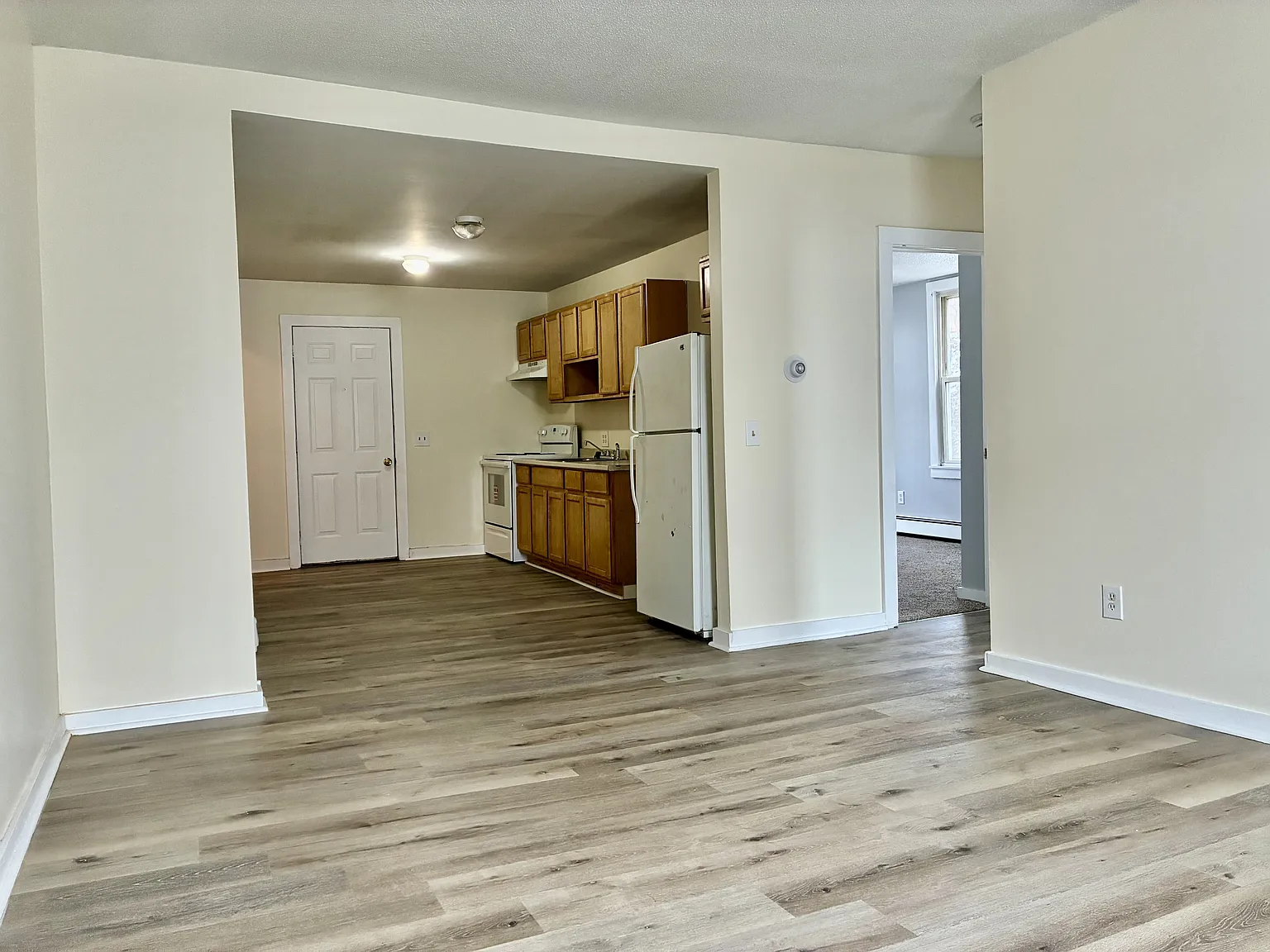 63 Otis St — Photo 3