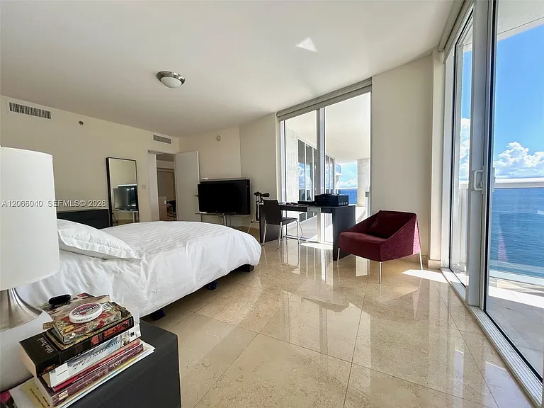 1800 S Ocean Dr #4005 — Photo 18