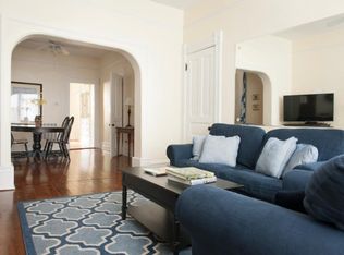 2910 N Racine Ave #1, Chicago, IL 60657