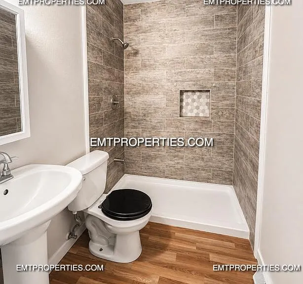 3024 Meister Rd — Photo 2