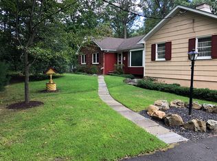 69 Anderson Rd, Watchung, NJ 07069