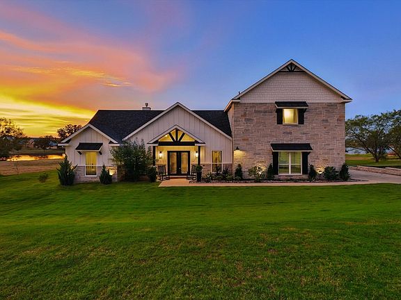 2nd image of 7025 Lake Vista Dr