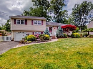 24 Jefferson Pl, Montvale, NJ 07645
