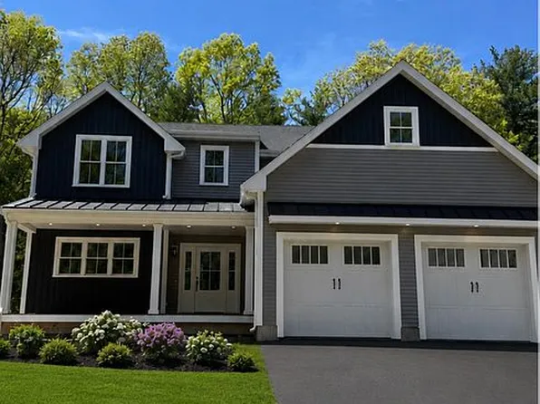 43 Panettieri Dr, Lakeville, MA 02347