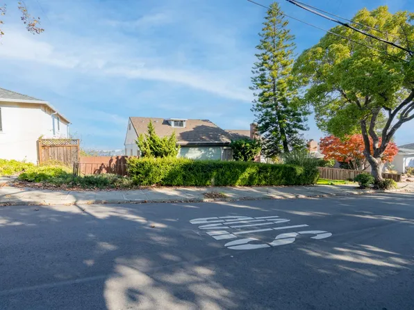 265 Chestnut St, San Carlos, CA 94070