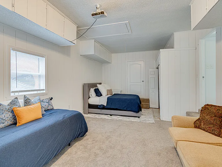 6473 Thunderbird Dr — Photo 26