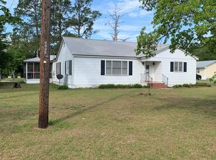 712 E Walnut St, Jesup, GA 31546