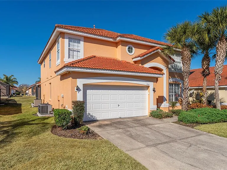1031 Solana Cir — Photo 3