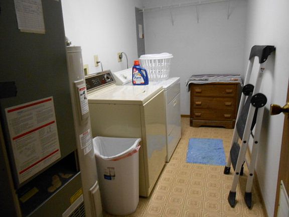 4th image of 530 McKinley Ave