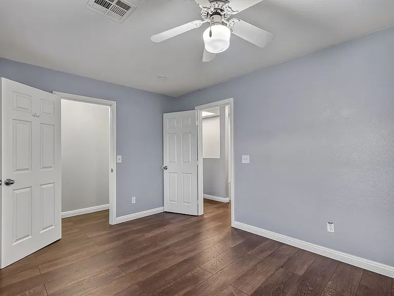 9631 Lame Horse Dr — Photo 16