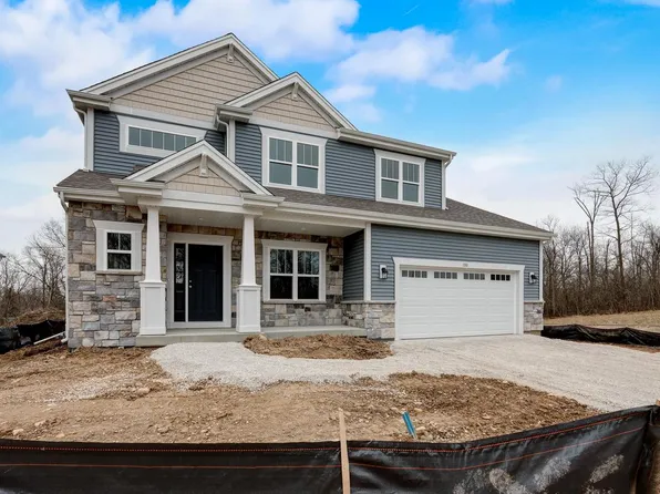 302 Paradise COURT, Hartland, WI 53029