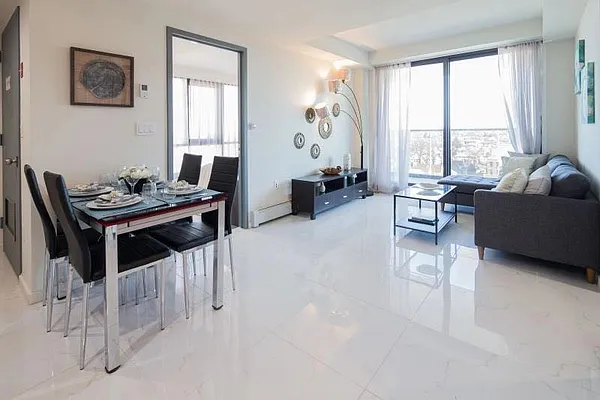 Sold by E Realty International Corp | media 4