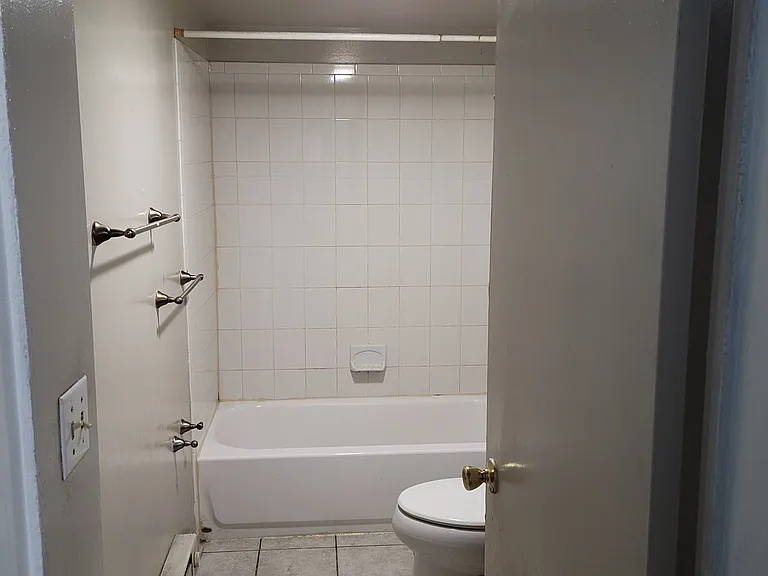 1846 Wsaratoga St #1 — Photo 3