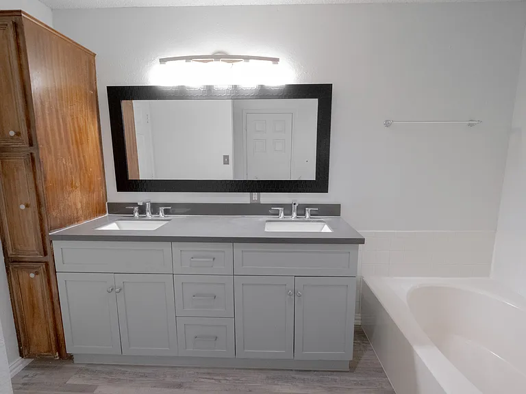 8201 Llano Ave — Photo 21