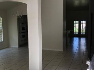 4621 Whispering Park Ln, Tampa, FL 33614