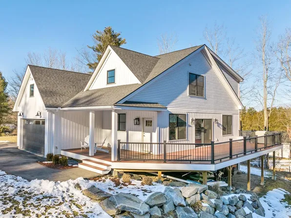 473 Portland Avenue, Rollinsford, NH 03869