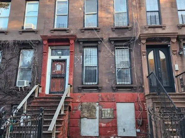 689 Greene Ave, Brooklyn, NY 11221