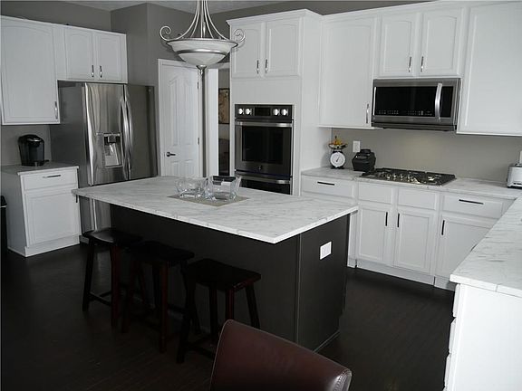 5th image of 6008 Mill Oak Dr